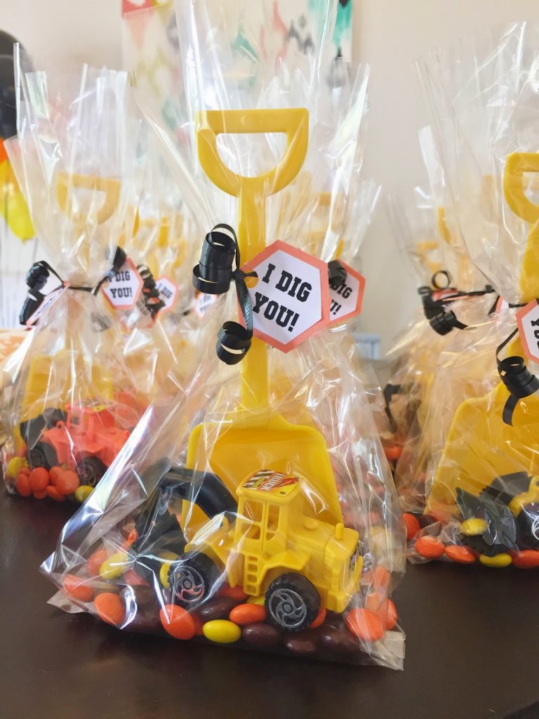 construction birthday party favors: I dig you!