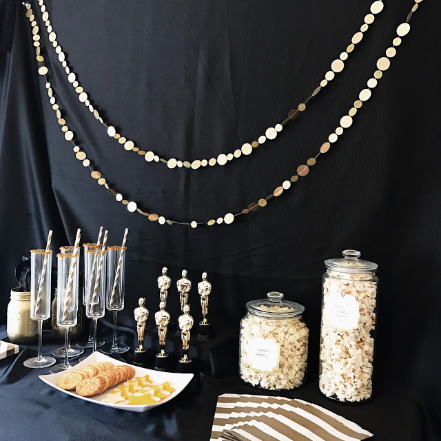 easy food and decor ideas for planning an oscar party or hollywood movie theme party