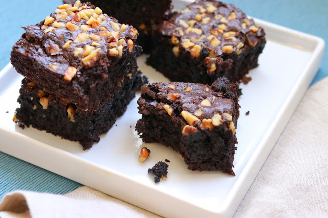 versatile basic brownies recipe from fab everyday - classic foolproof brownies