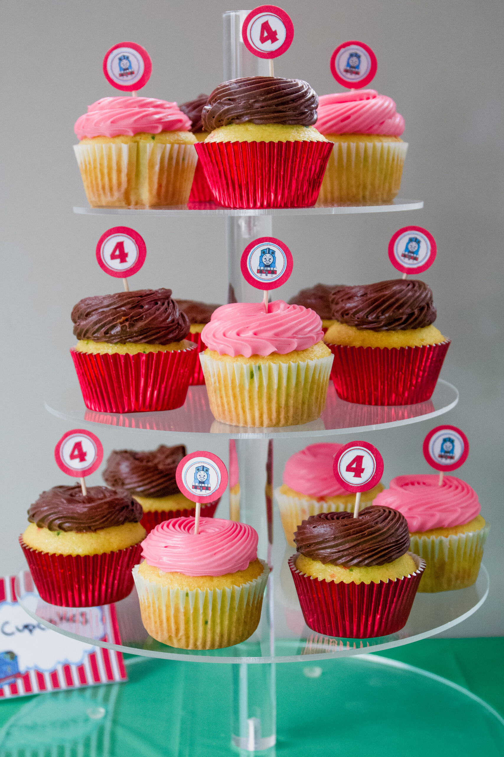 Thomas the Train Party Dessert Idea - cupcakes with DIY cupcake toppers