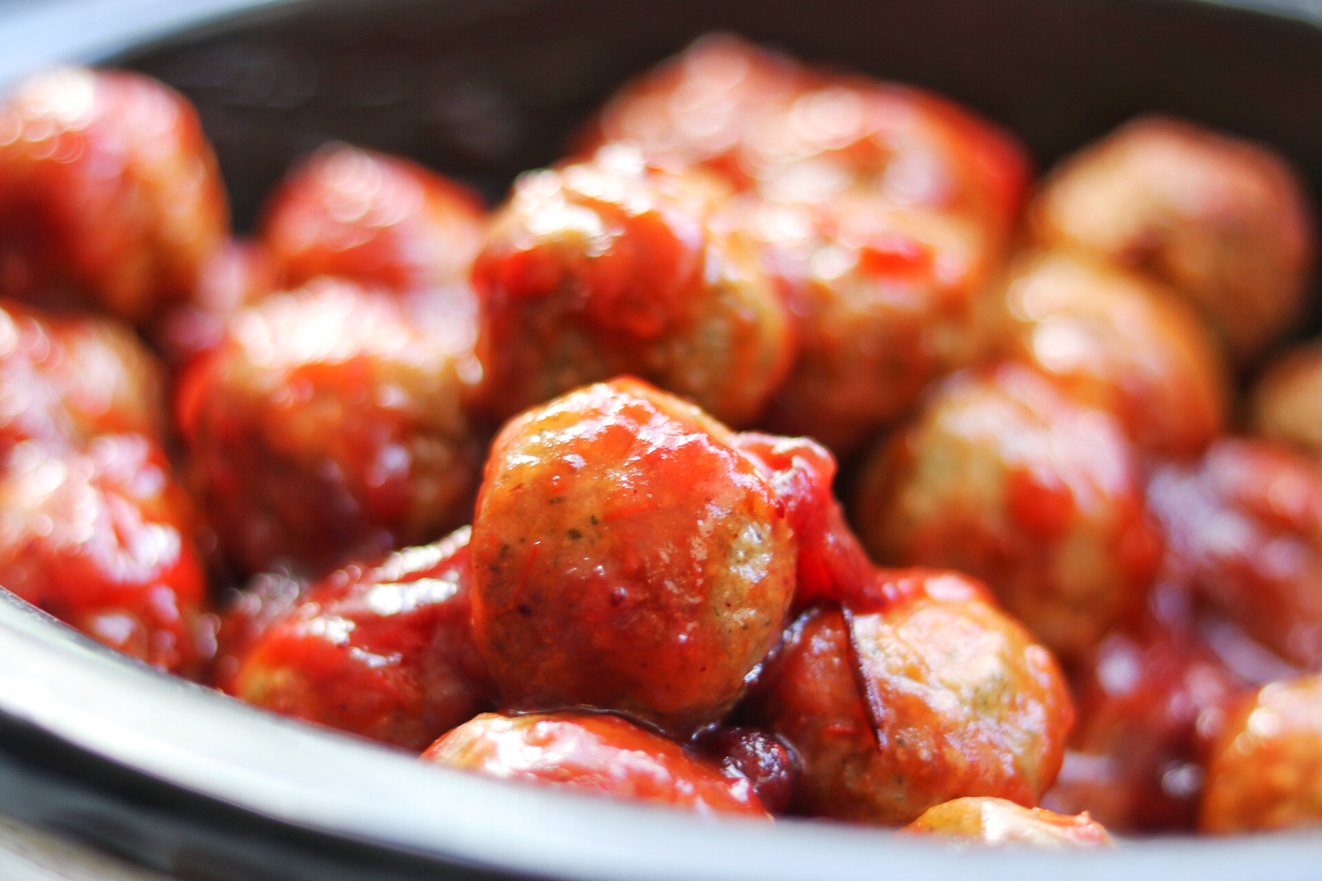 Heinz chili sauce meatballs recipe: Crock Pot party meatballs