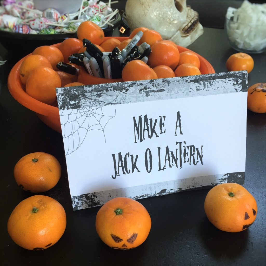 make a jack-o-lantern (fun kid-friendly halloween party idea)