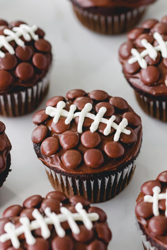 How to make easy football cupcakes