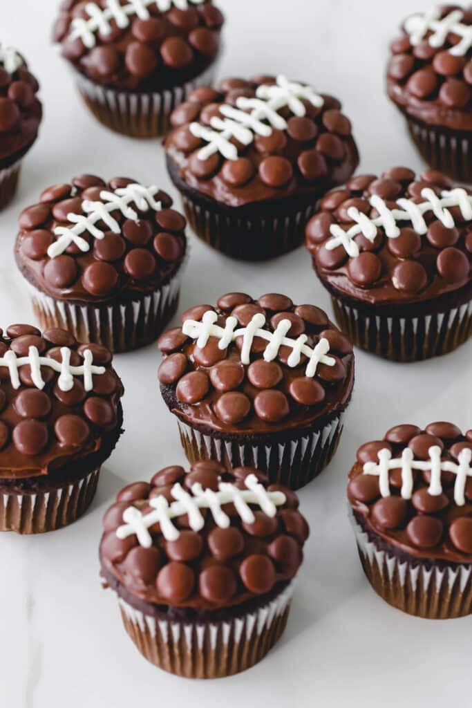 tailgate food idea: football cupcakes
