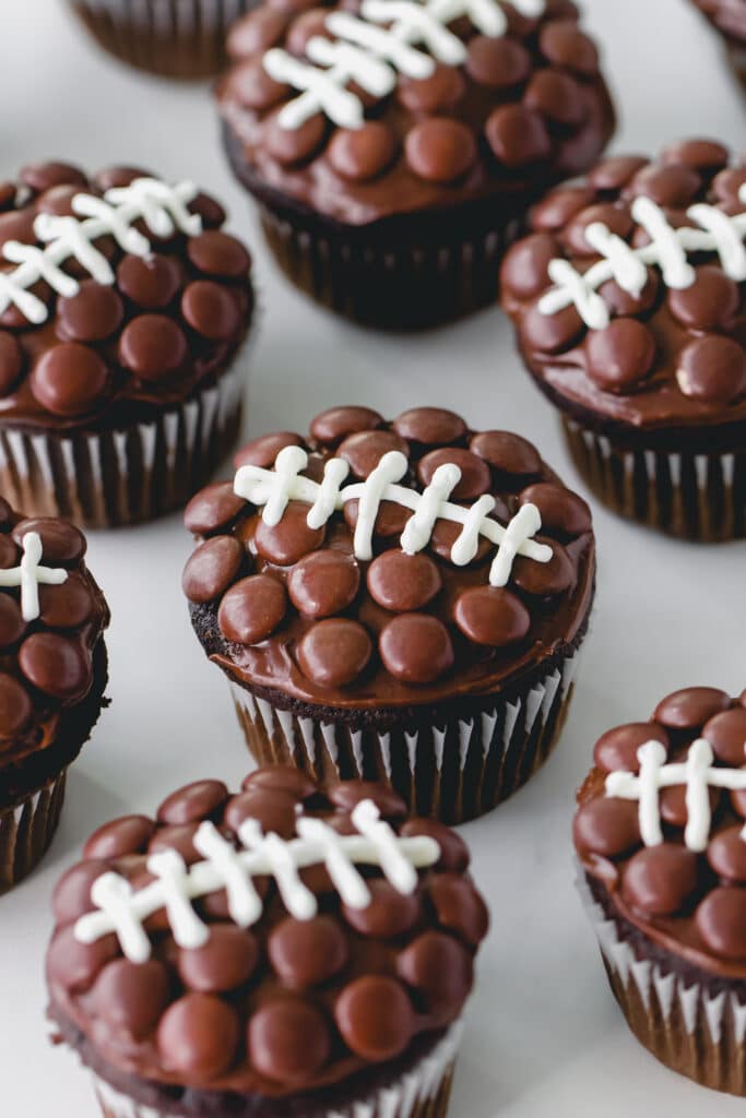 super bowl party food idea: easy football cupcakes