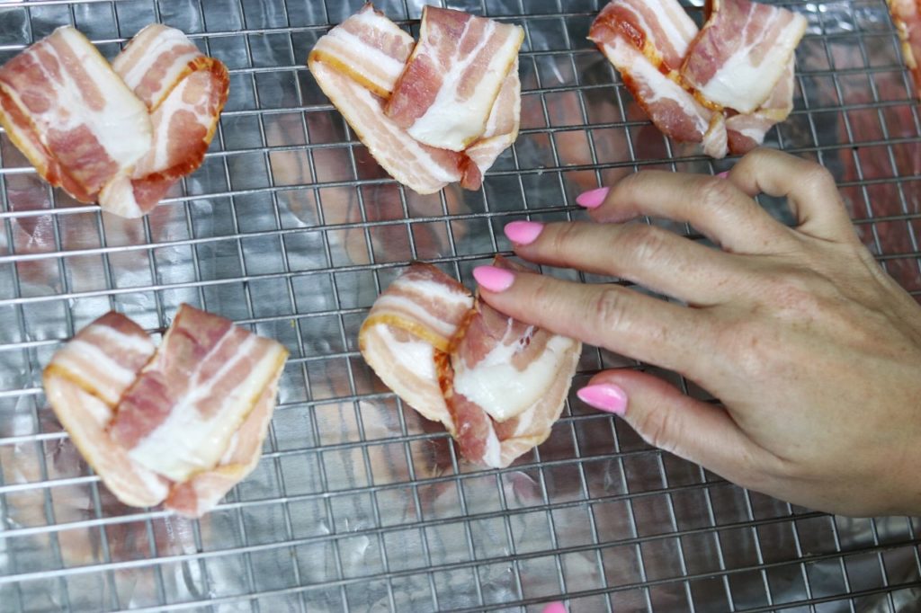 how to make heart shaped bacon 