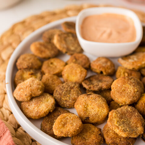 Lighter Air Fryer Fried Pickles with Sriracha Mayo Recipe