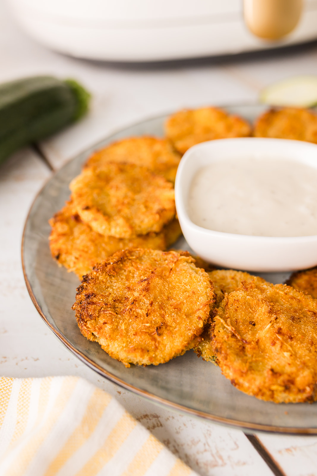 air fryer zucchini chips