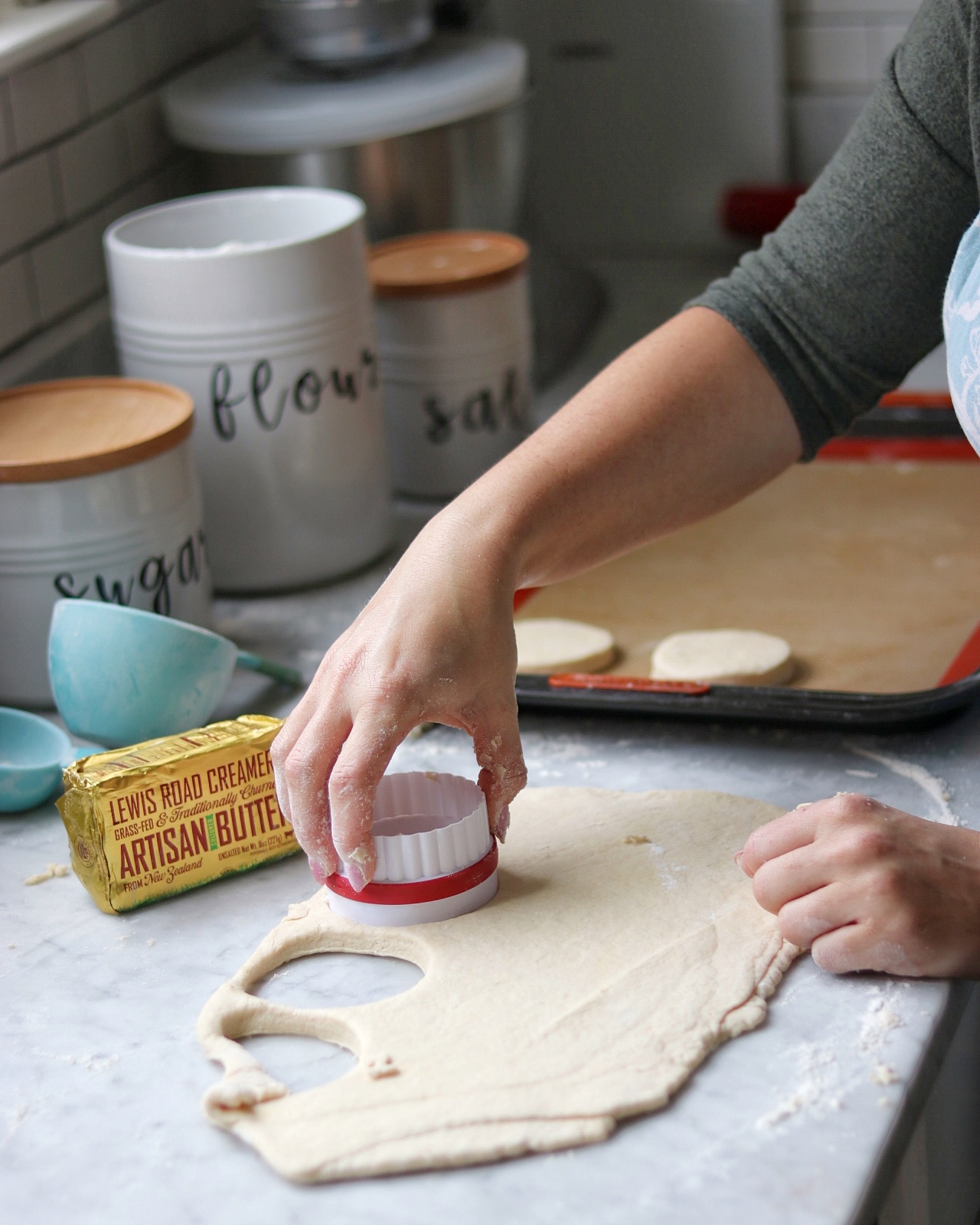 extra buttery buttermilk biscuits recipe