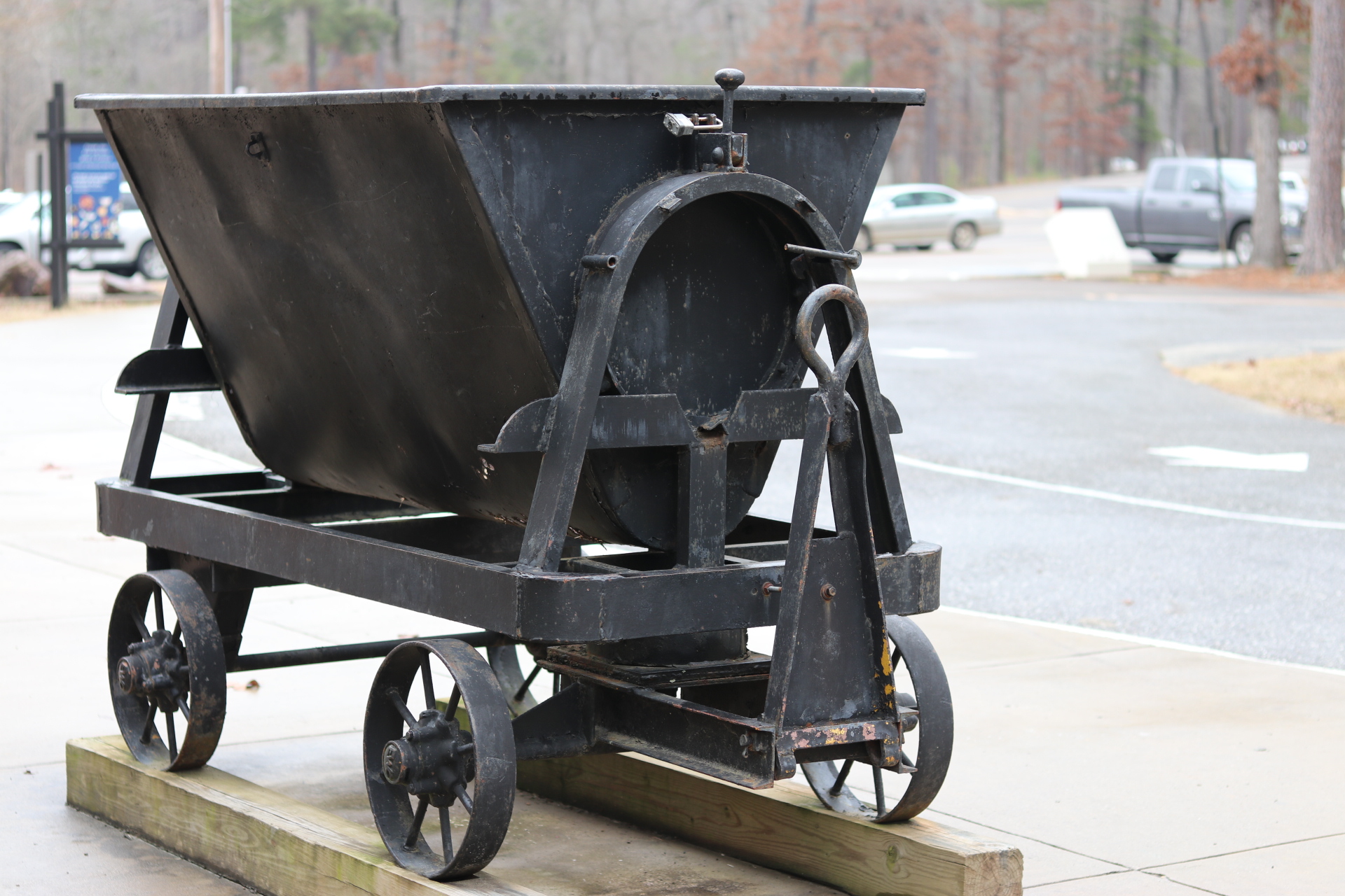 family road trip from texas to washington dc: Vintage minecart at Crater of Diamonds State Park in Arkansas