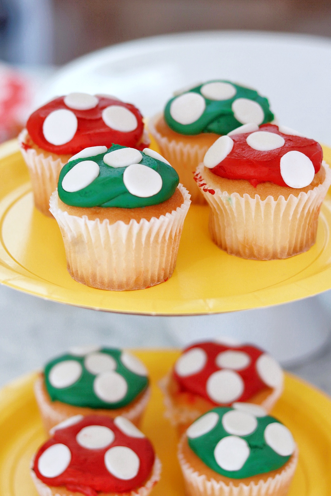Nintendo birthday party food ideas: mushroom cupcakes