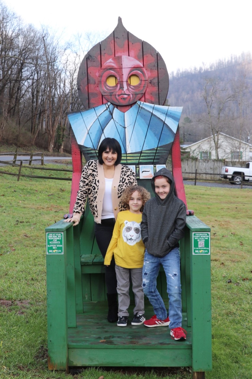 Flatwoods (or Braxton County) Monster in West Virginia - monster chairs roadside attraction on our Washington dc road trip