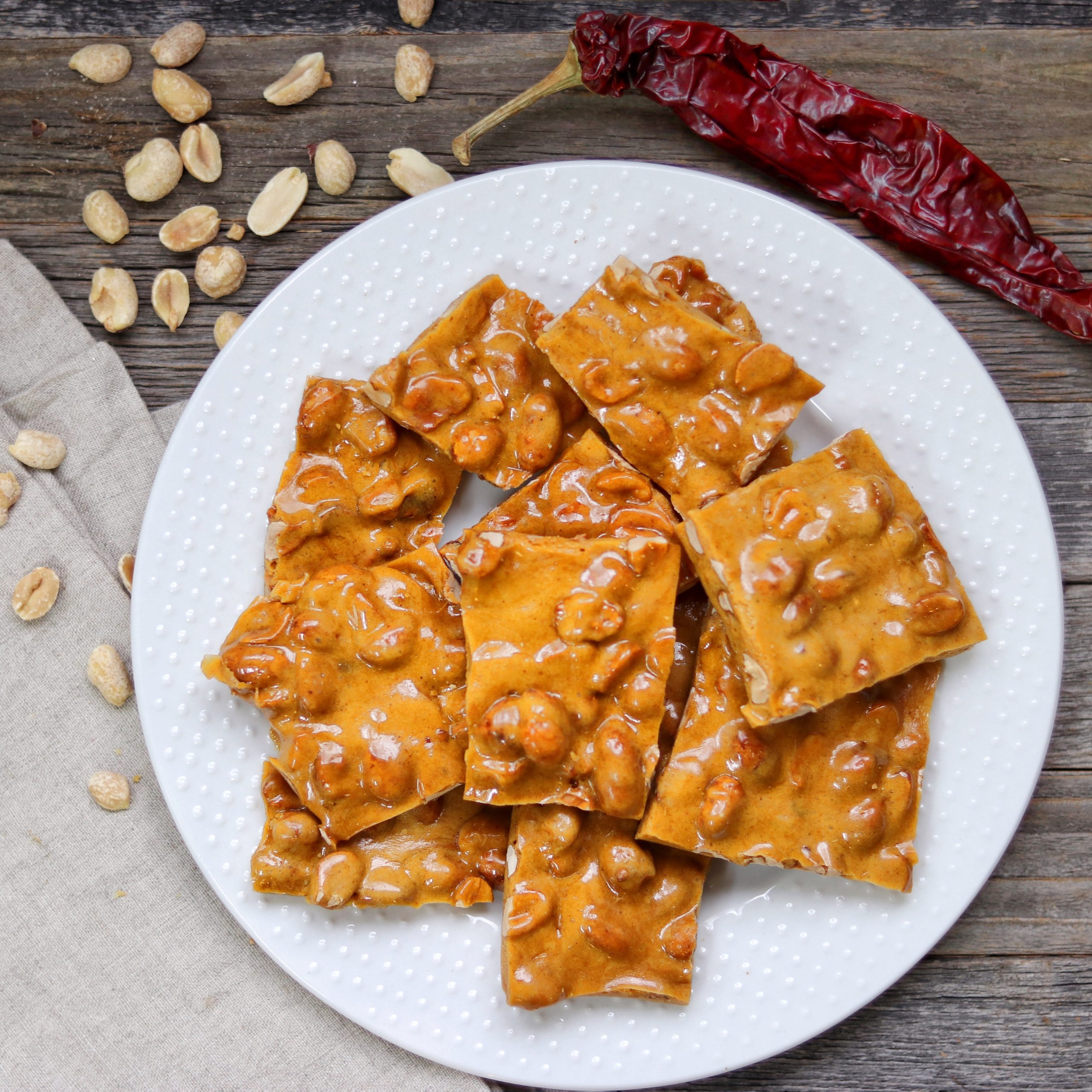 Kickin’ Texas Peanut Brittle (spicy peanut brittle recipe)