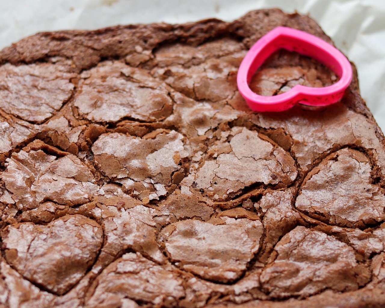 How to make Valentine's Day brownie bites