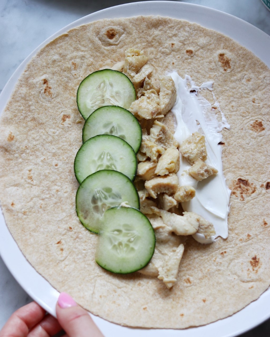 chicken hummus wrap recipe