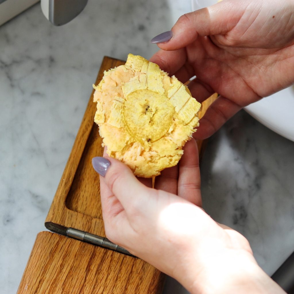 air fryer plantain chips using a tostonera 