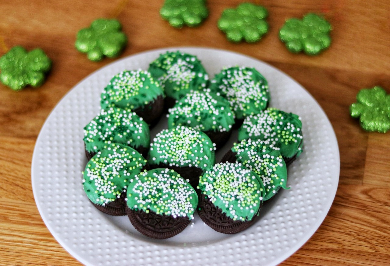 Easy St. Patrick's Day snacks for kids: St. Patrick's Day OREO Treats