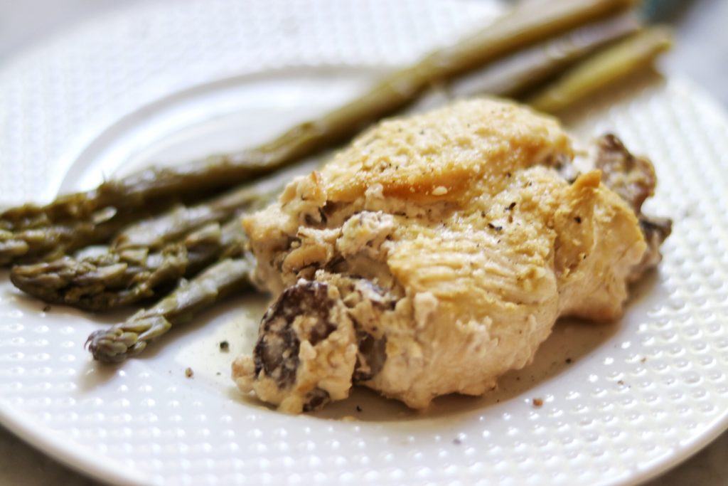 low carb stuffed chicken