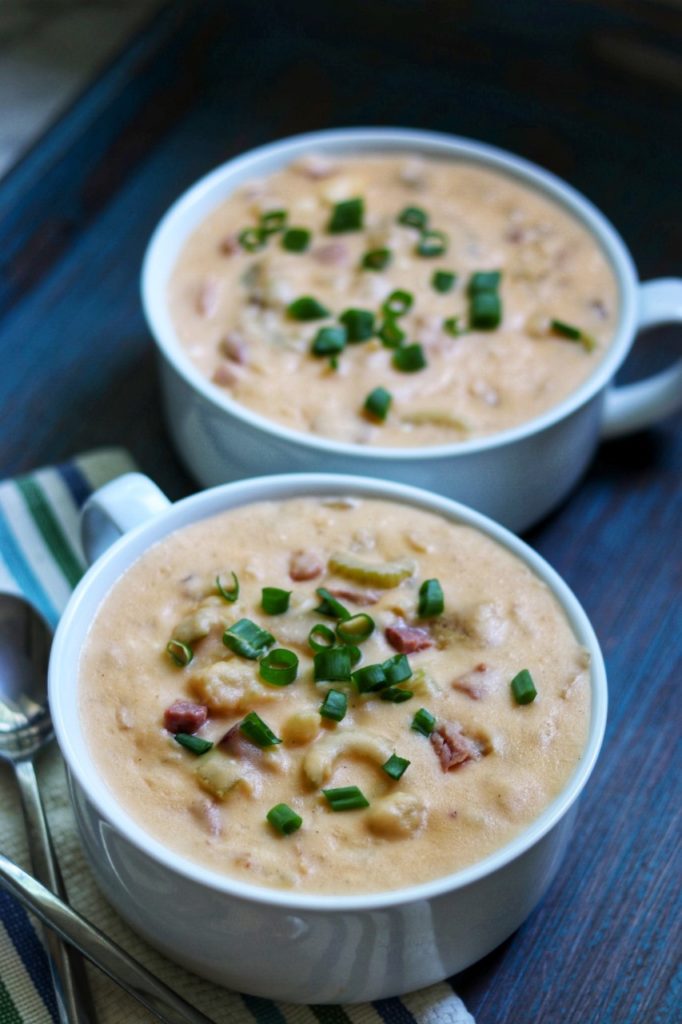 The BEST Easy Slow Cooker Cheesy Potato Soup (great recipe