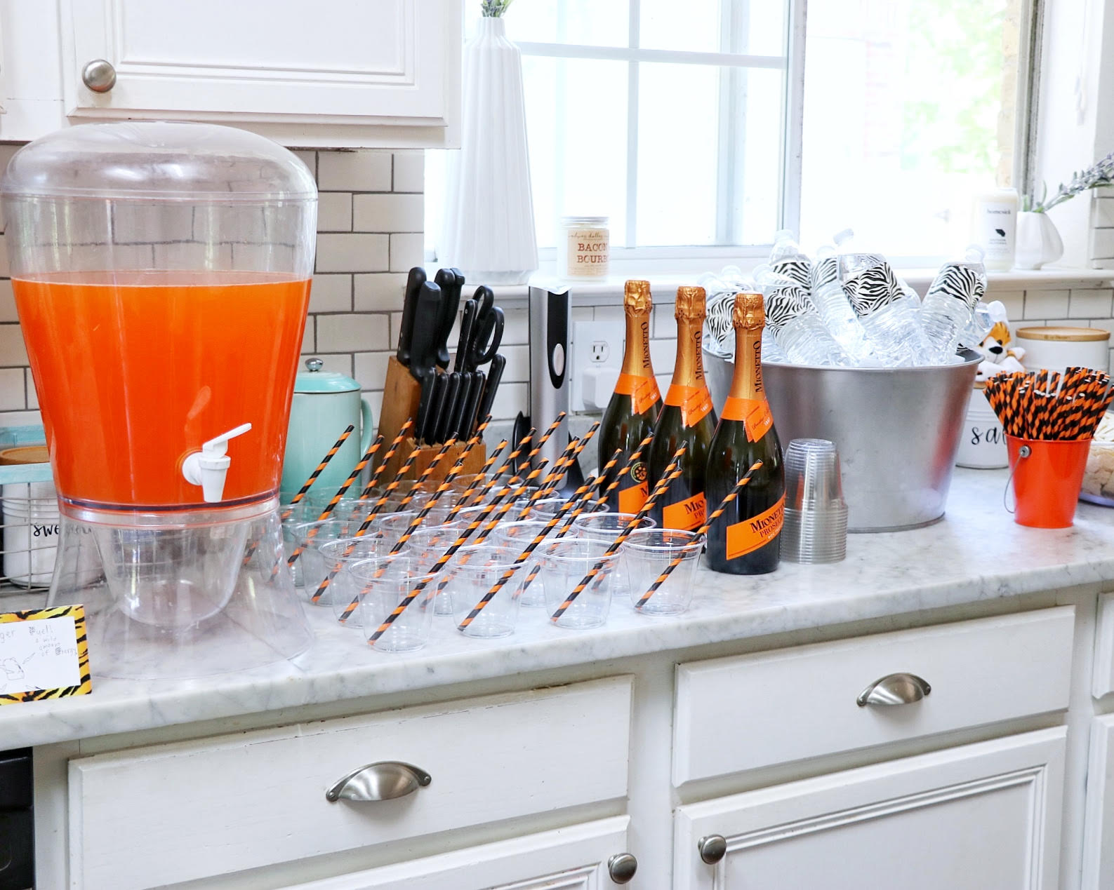 Beverage ideas for a tiger birthday party
