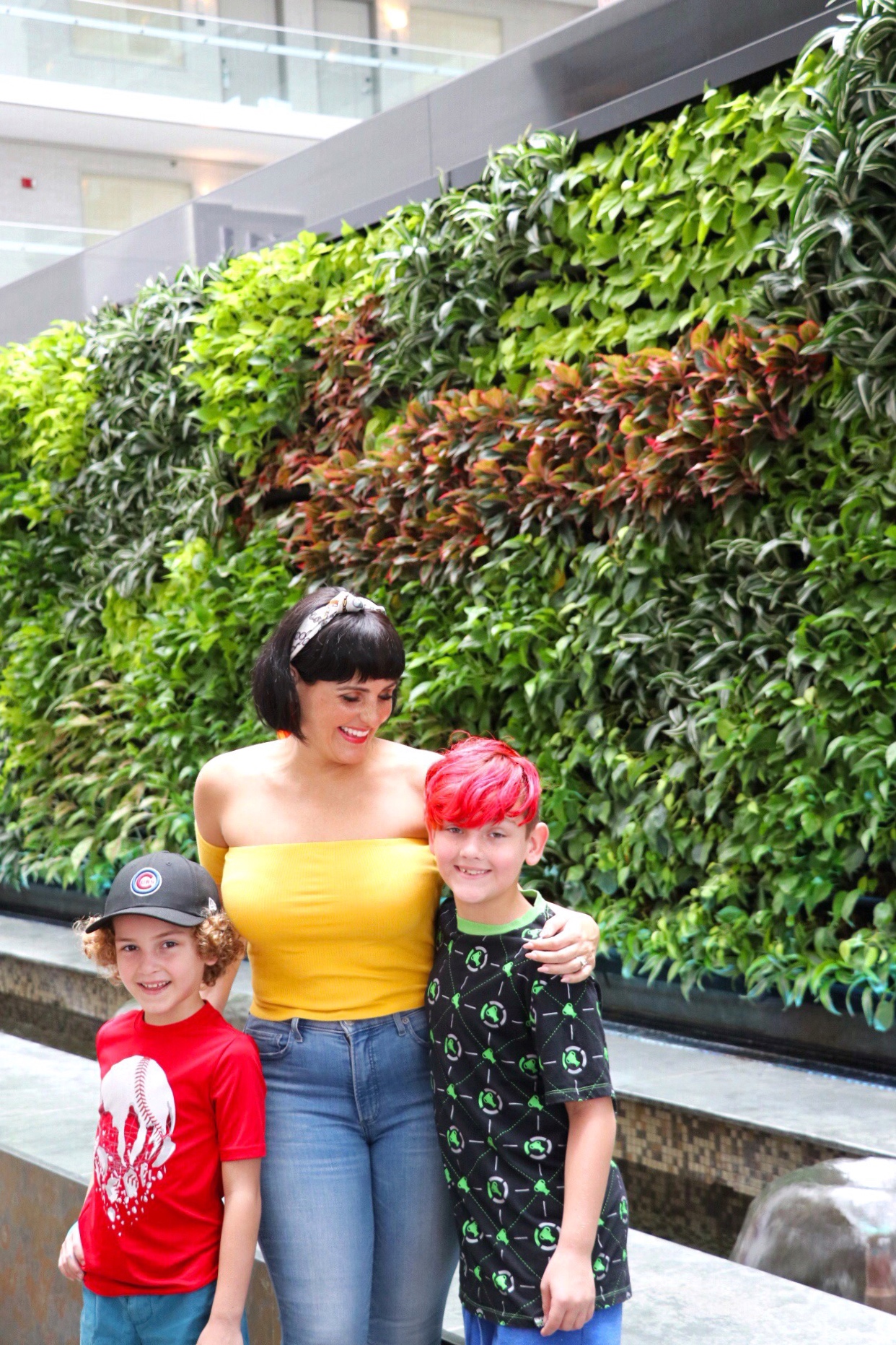 kid-friendly chicago hotel: Embassy Suites by Hilton Chicago Downtown Magnificent Mile
