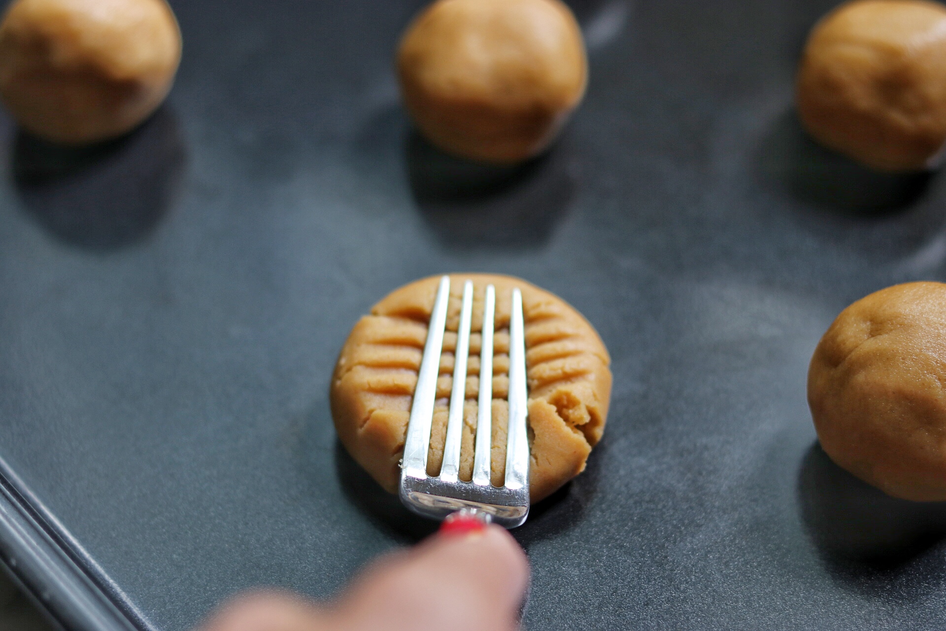 how to make soft peanut butter cookies