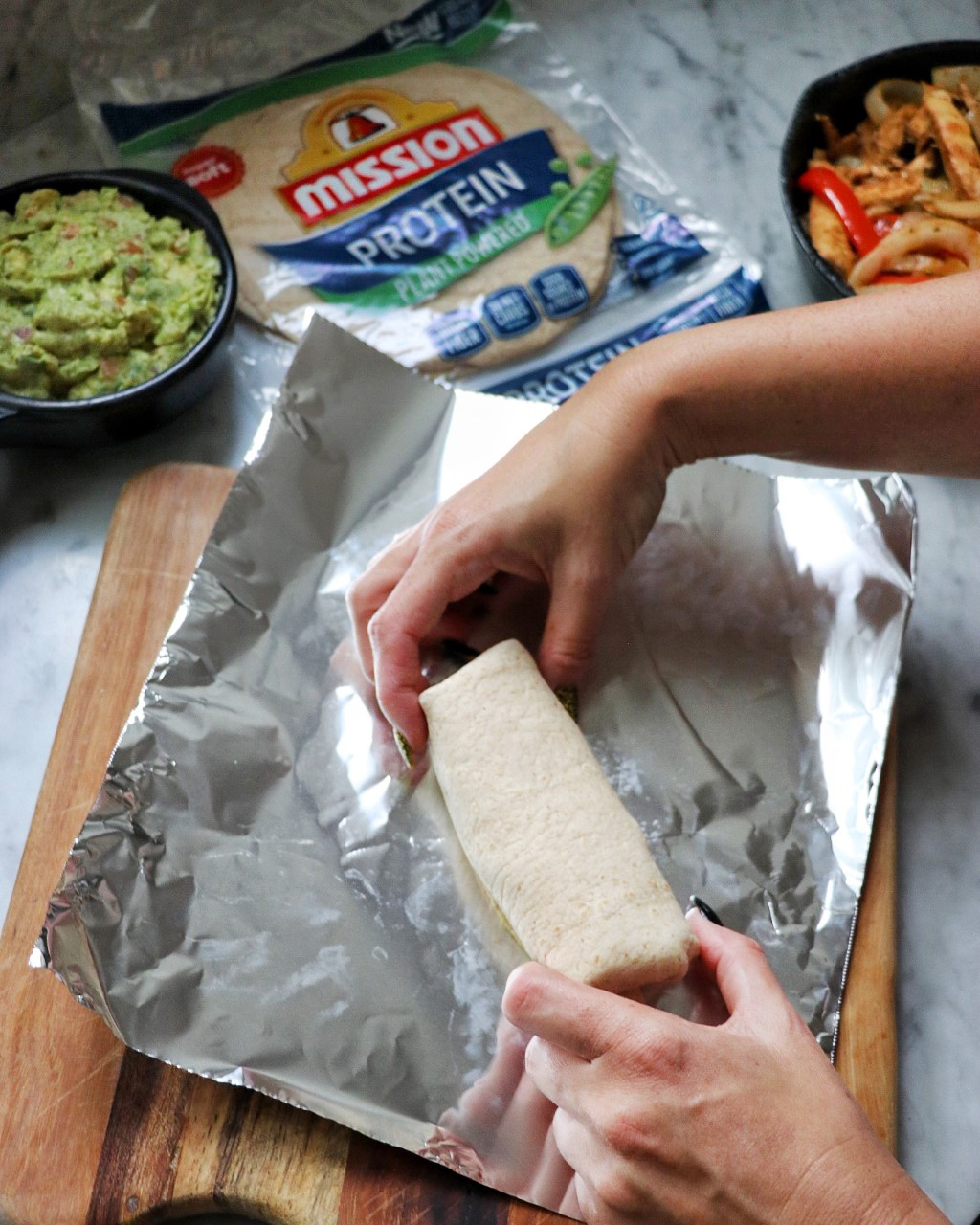 easy picnic recipe idea: chicken fajita protein wraps