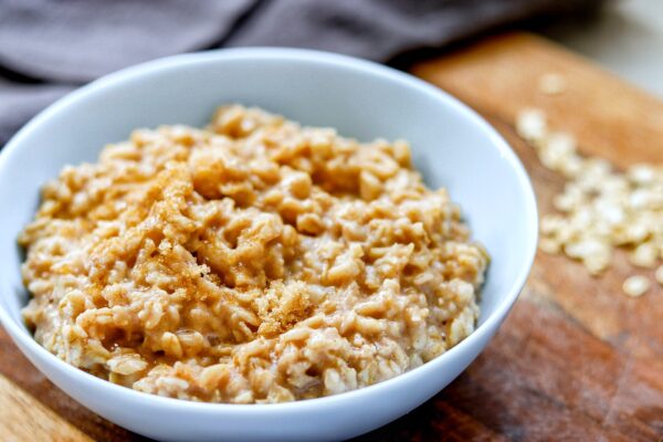 5-Ingredient Cinnamon and Brown Sugar Instant Pot Oatmeal (pot in pot) recipe