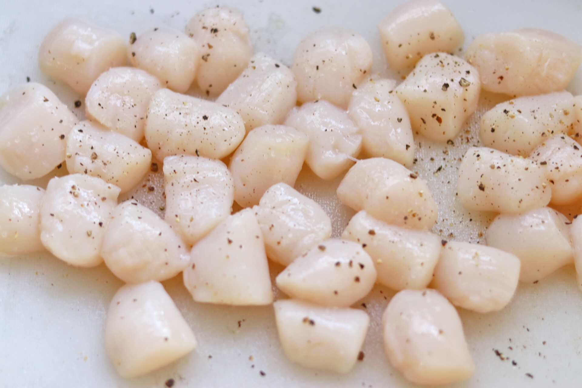 how long do you air fry scallops? how to make air fryer scallops