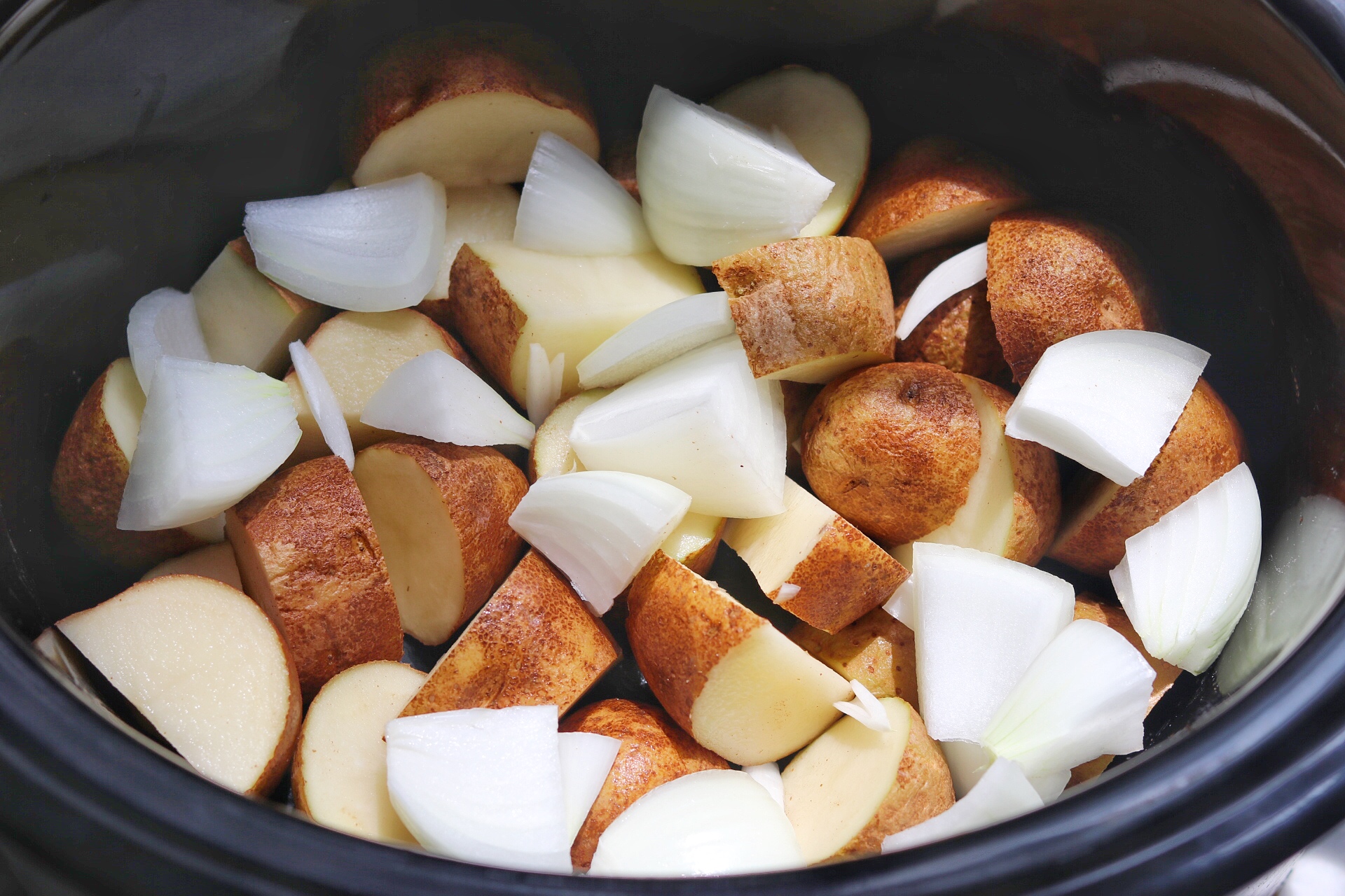 slow cooker whole chicken and vegetables