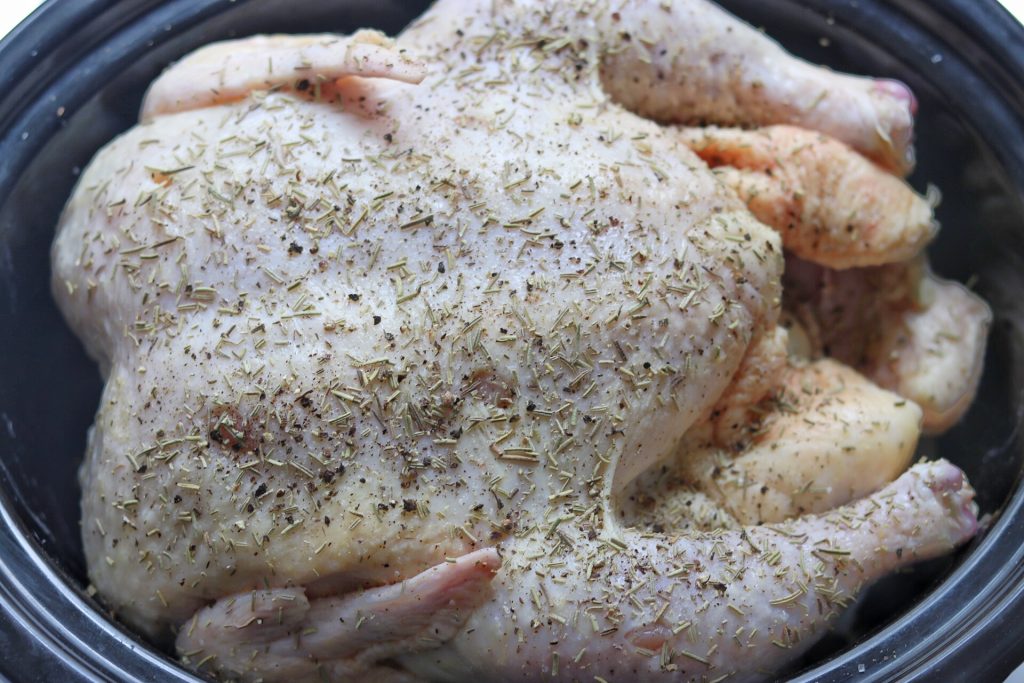 cooking whole chicken in slow cooker