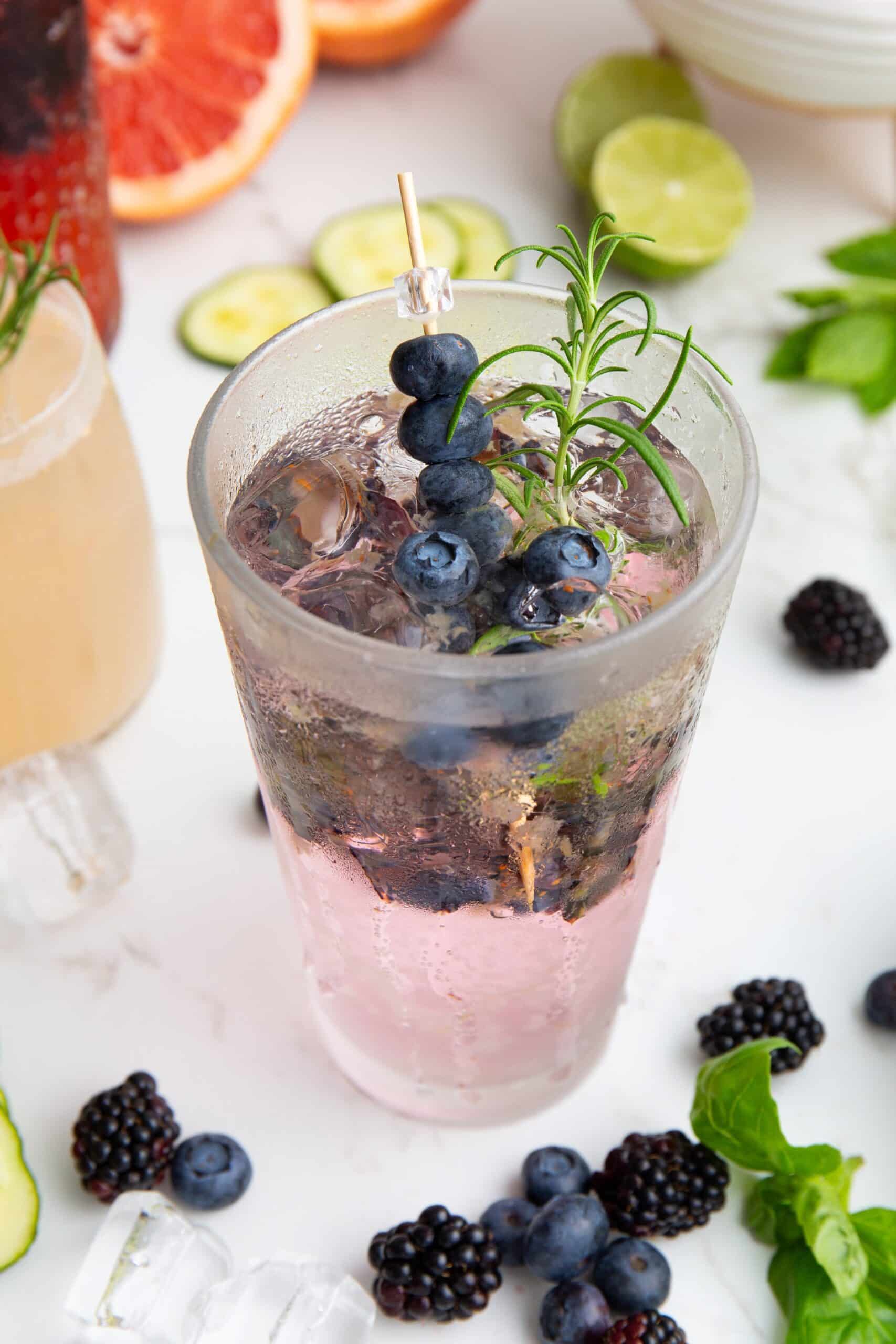 sparkling mocktails: blueberry mocktail with rosemary