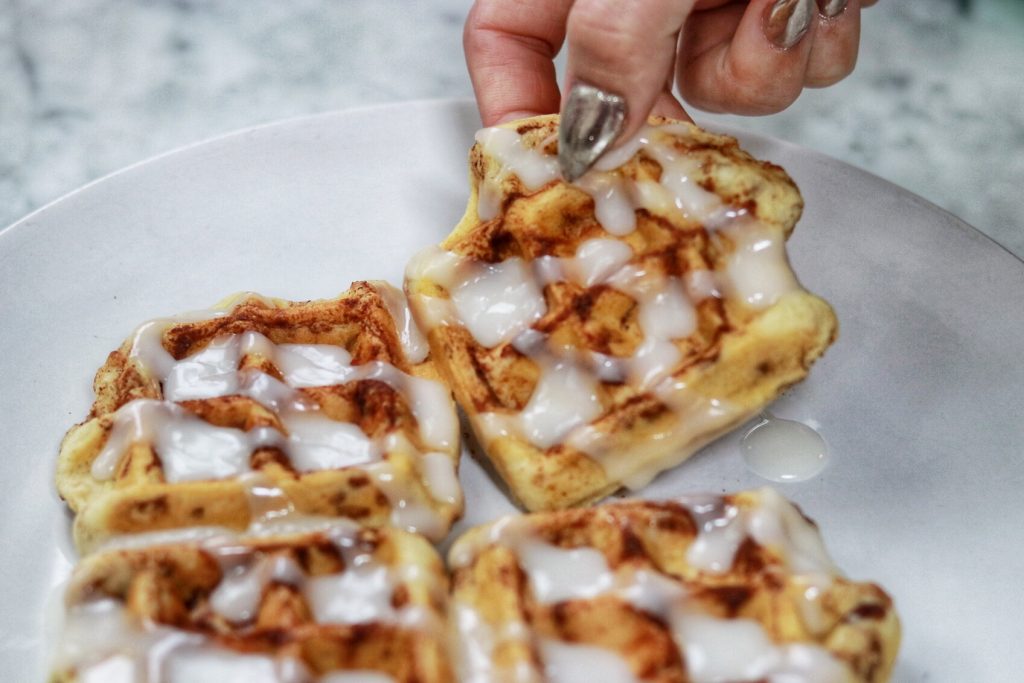 how to make cinnamon roll waffles (cinnamon rolls made in a waffle iron)
