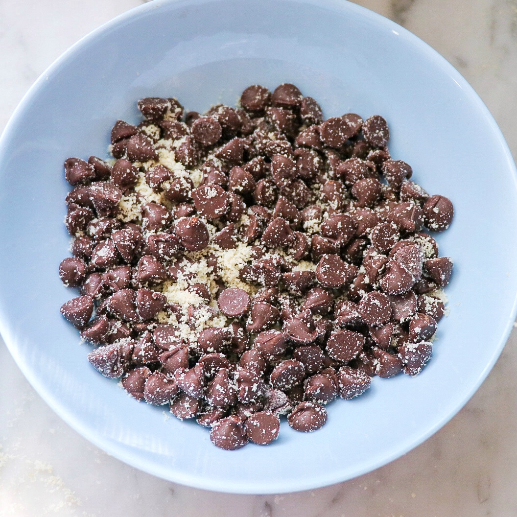 tip for making gluten-free chocolate chip muffins with almond flour