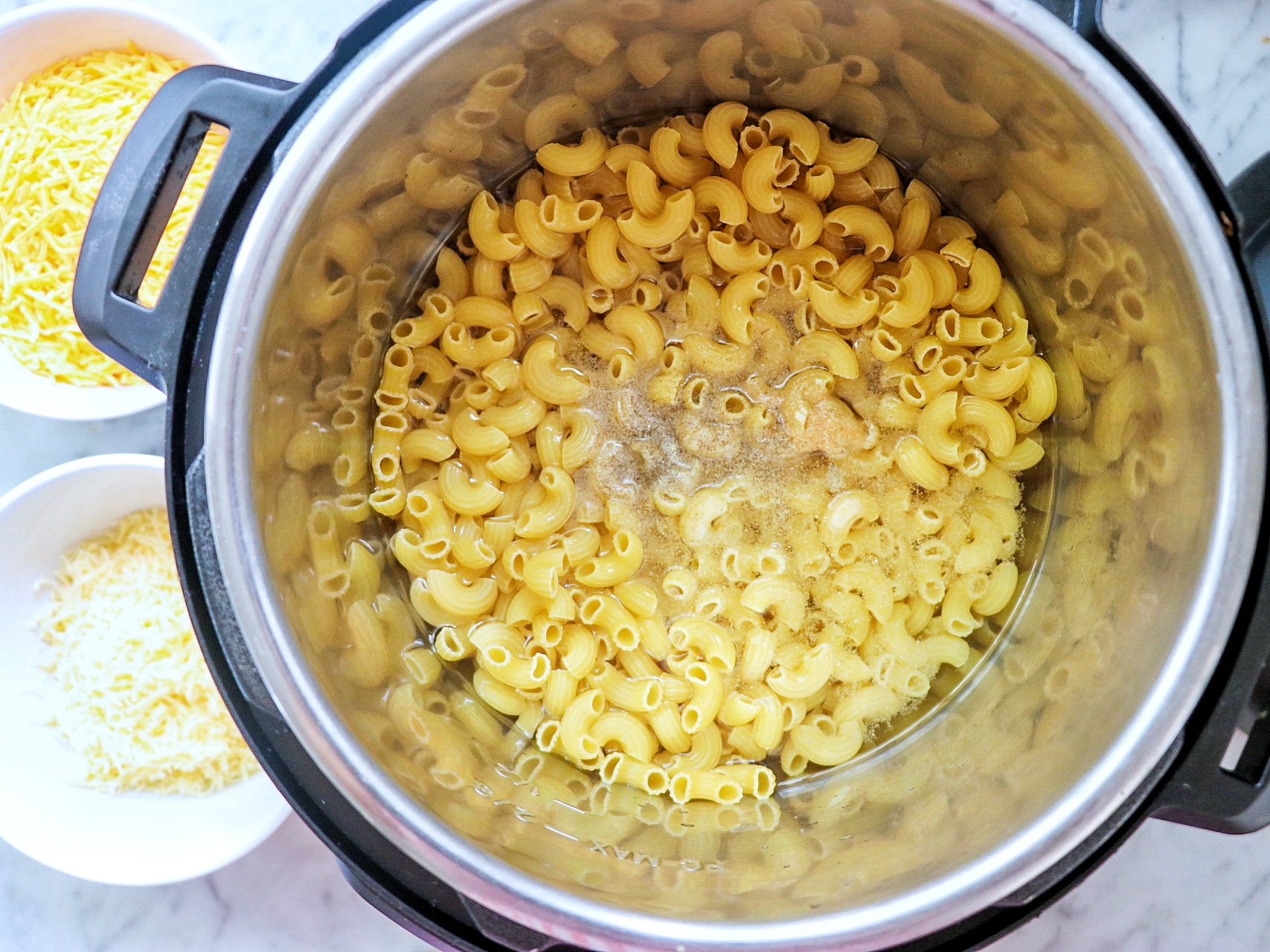 How to make Instant Pot Bacon Mac and Cheese