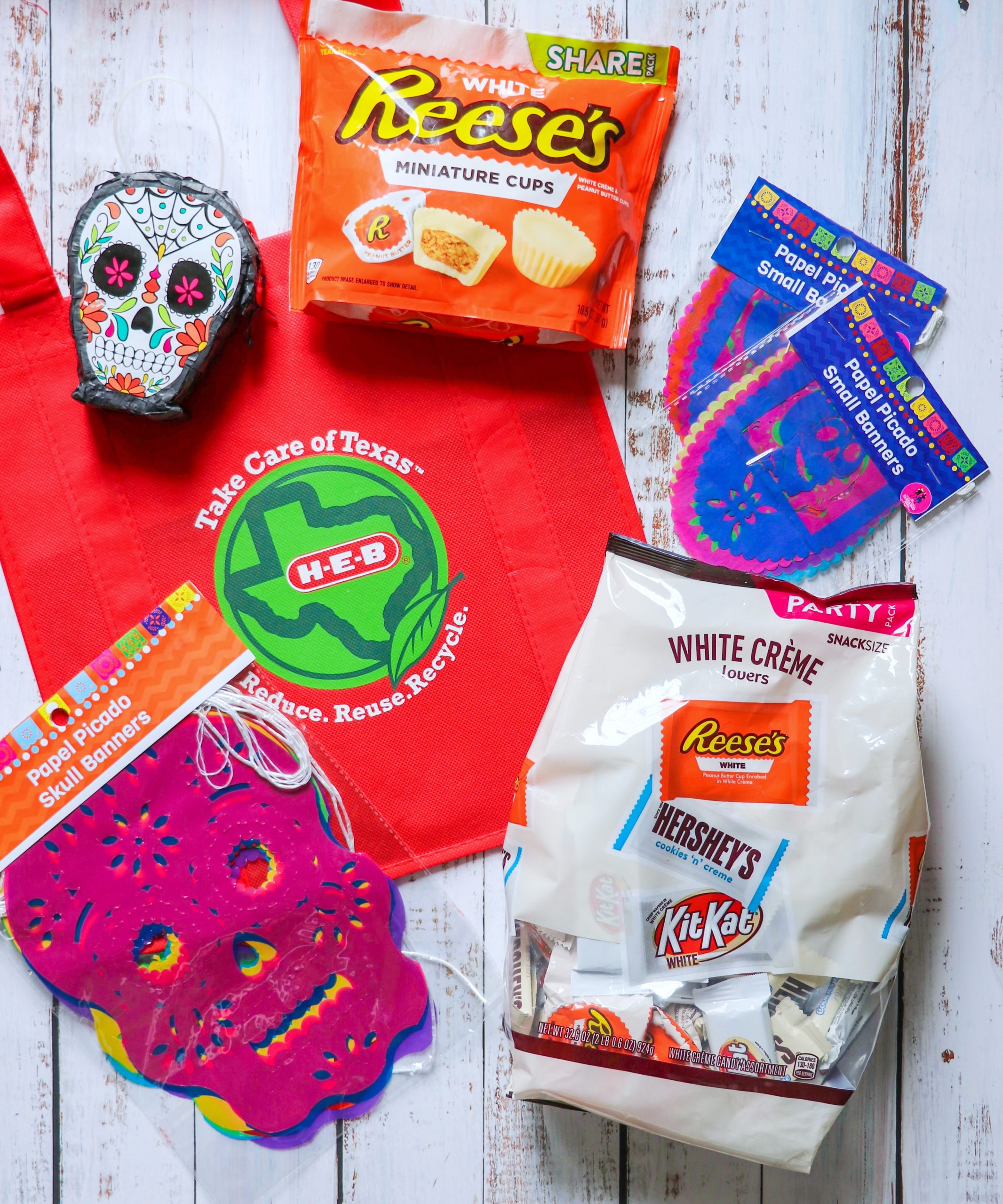 How to make a Dia de Los Muertos Hershey Sugar Skull Candy Tray