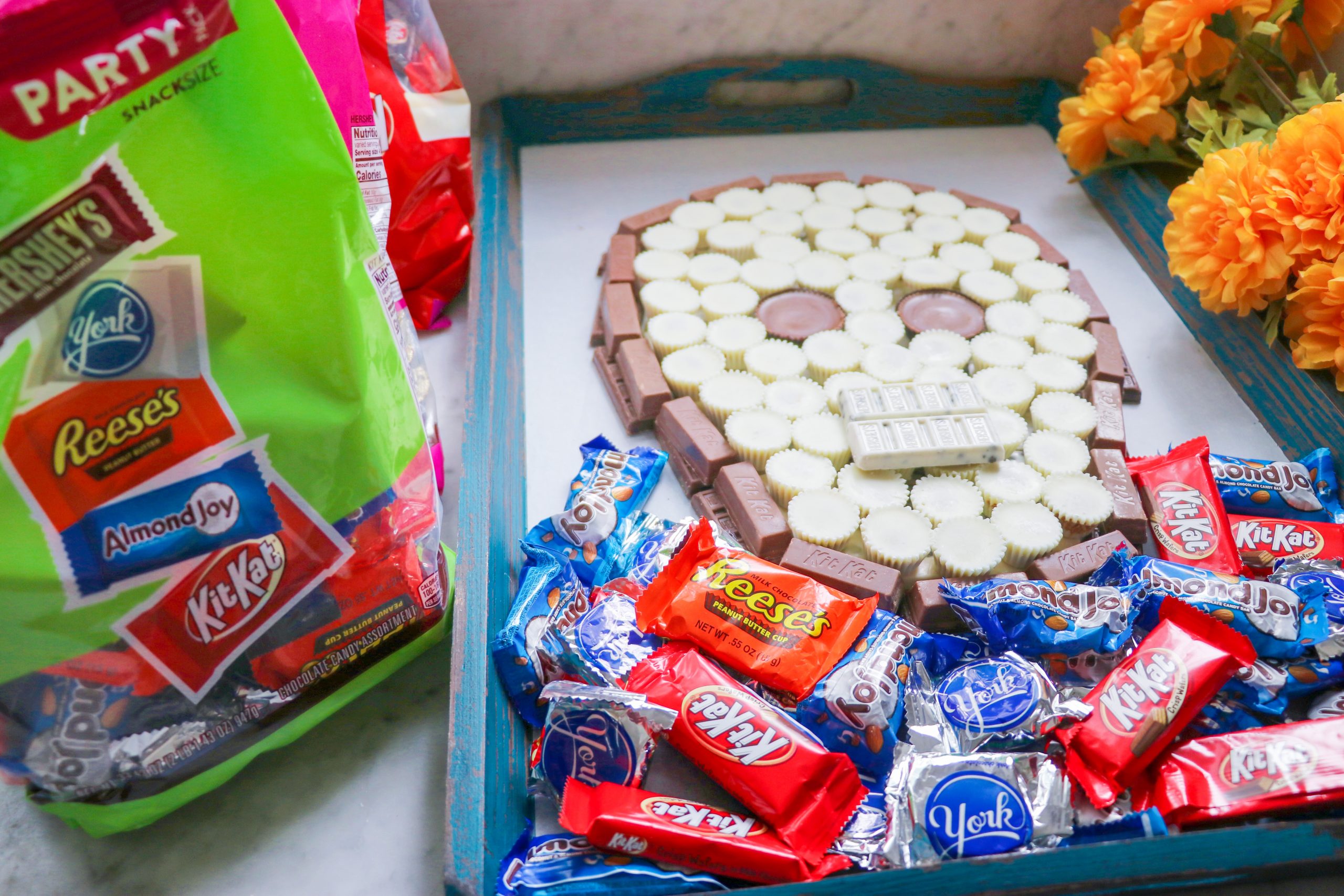 How to make a Día de Muertos candy board