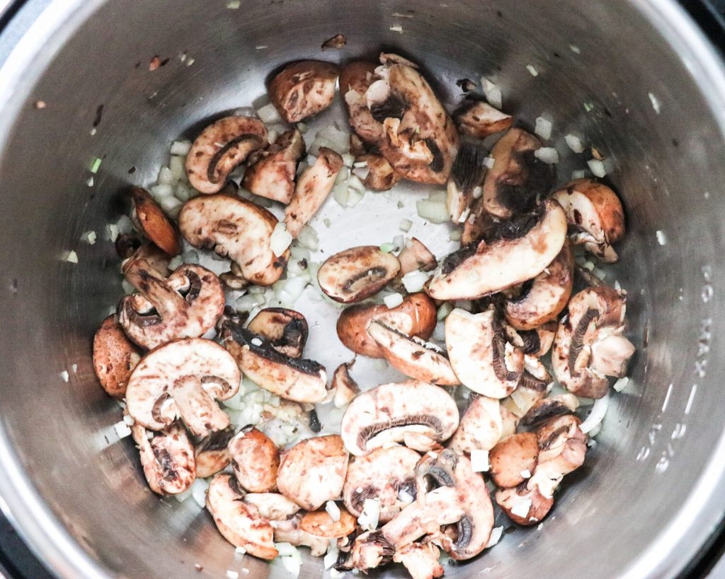 Instant Pot keto breakfast idea: Instant Pot Mushroom and Spinach Frittata