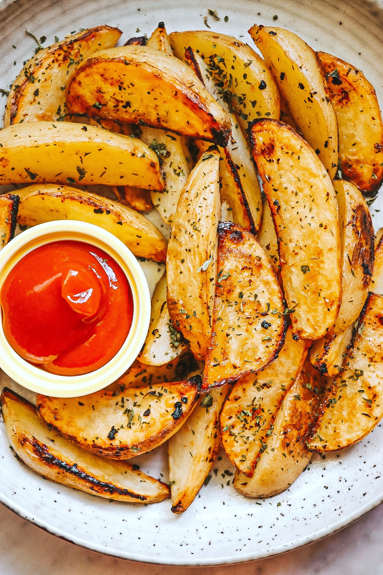 Roasted Lemon-Garlic Potato Wedges