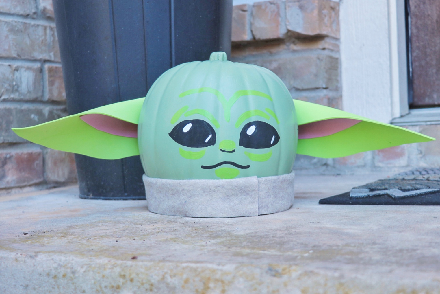 How to make a Baby Yoda pumpkin