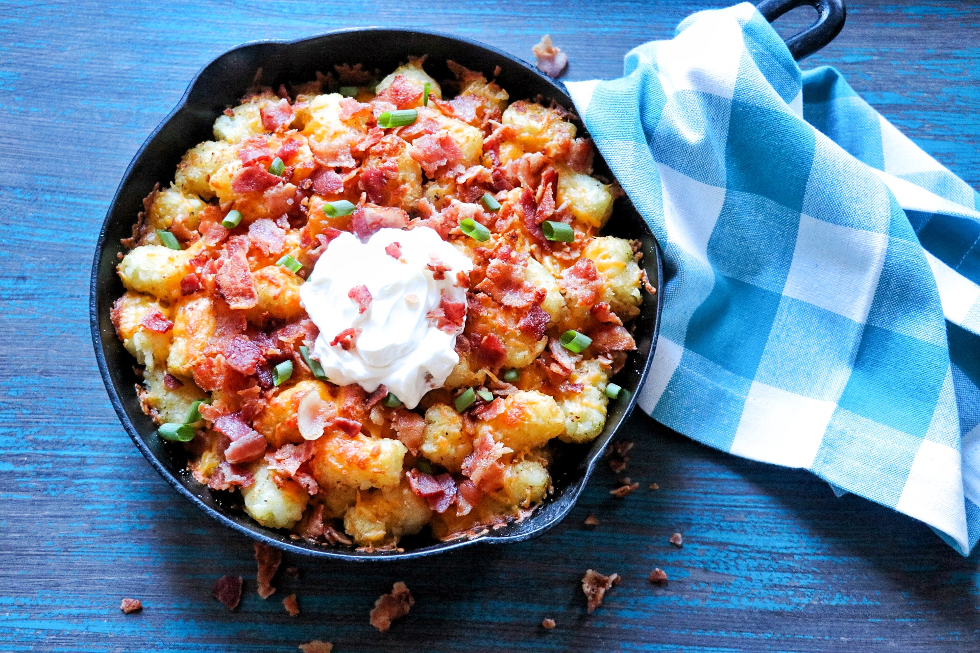 Totchos and other Loaded Tots Recipes - Cheesy Bacon Tater Tots