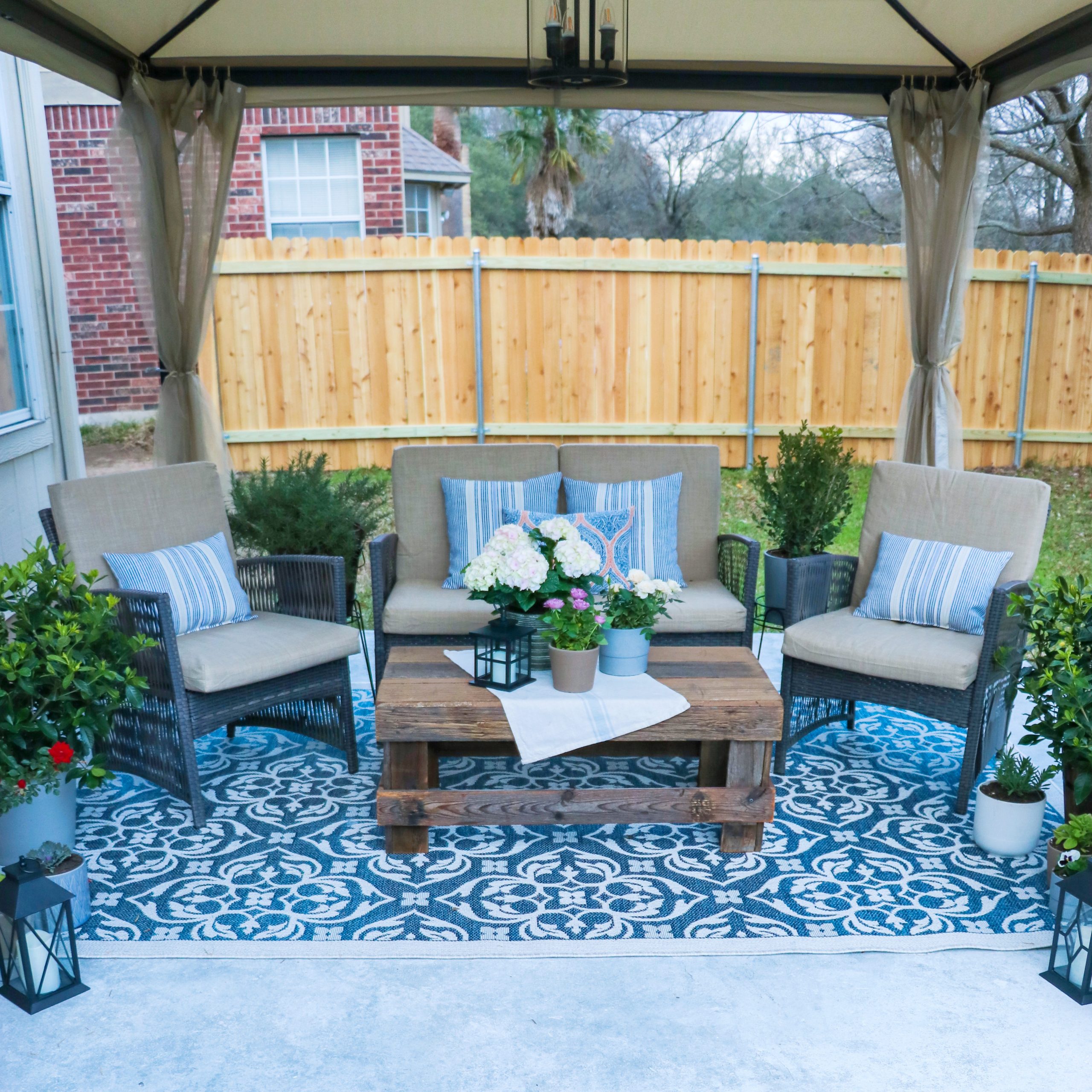 French country patio