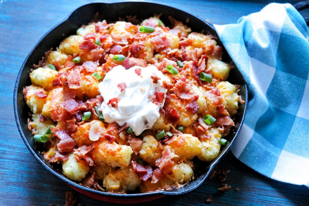 bacon and cheese tater tots (tater tot side dish recipes)