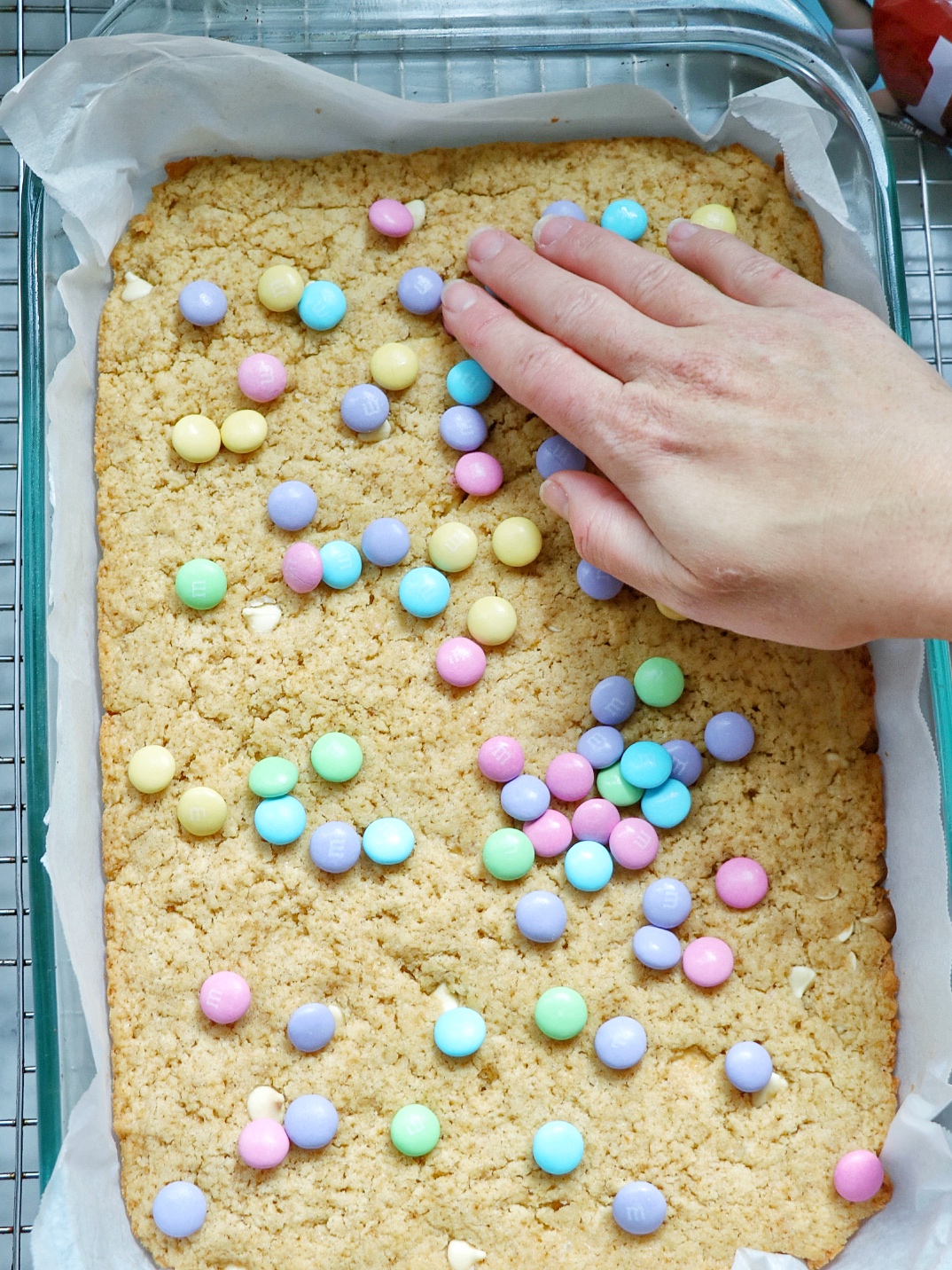 M and M blondies (the perfect Easter blondies recipe)