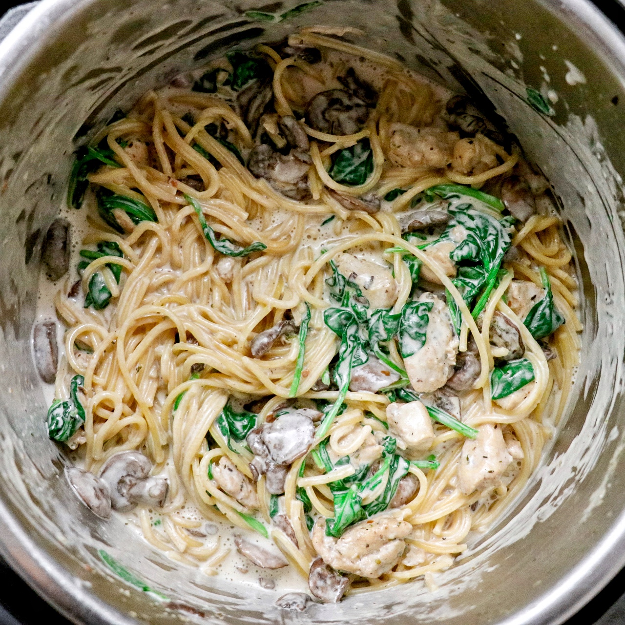 Instant Pot chicken pasta with mushrooms and spinach