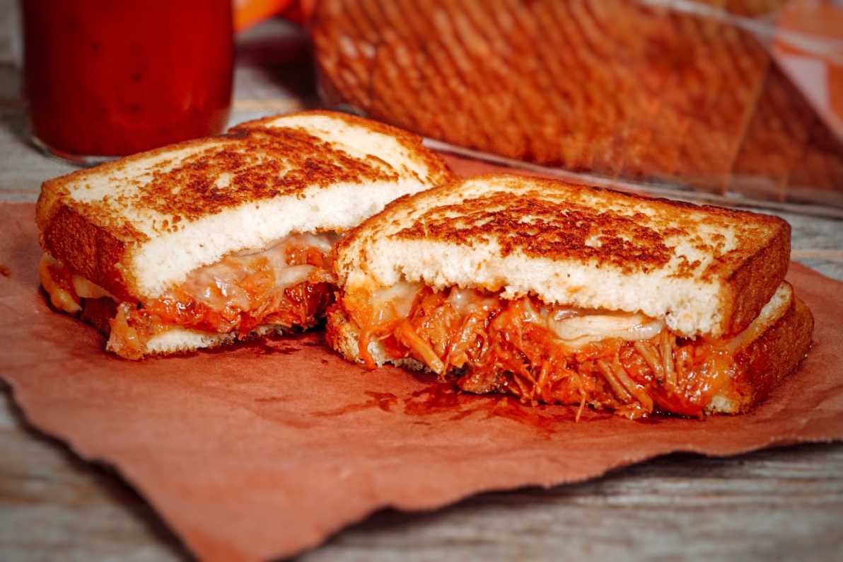grilled cheese pulled pork sandwich