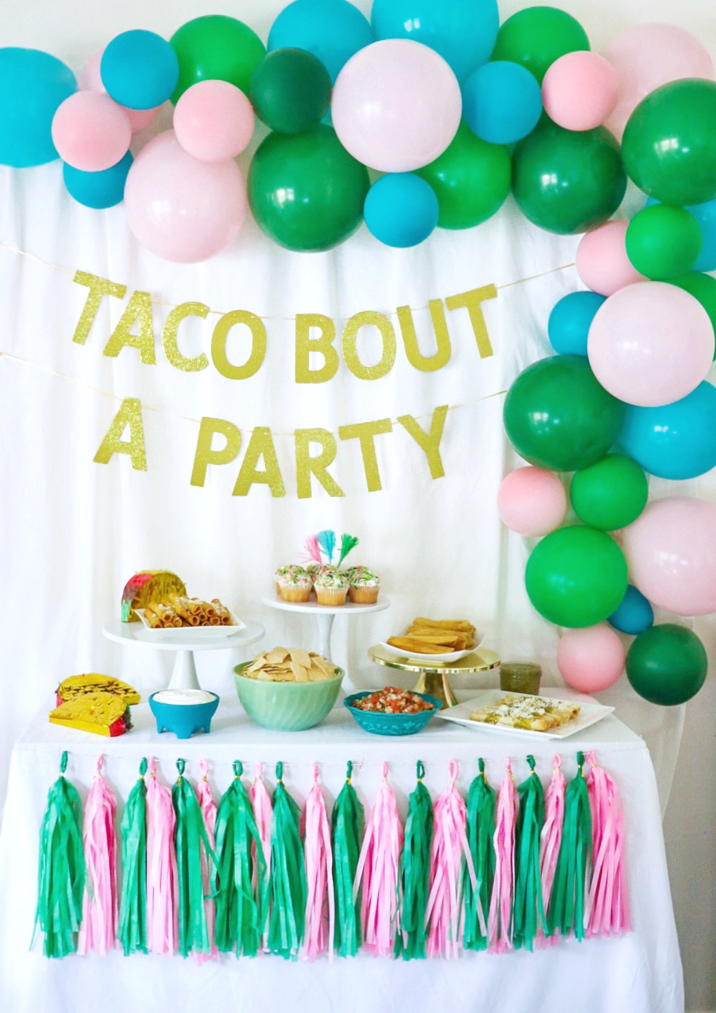 taco bout a party Cinco de Mayo decorations
