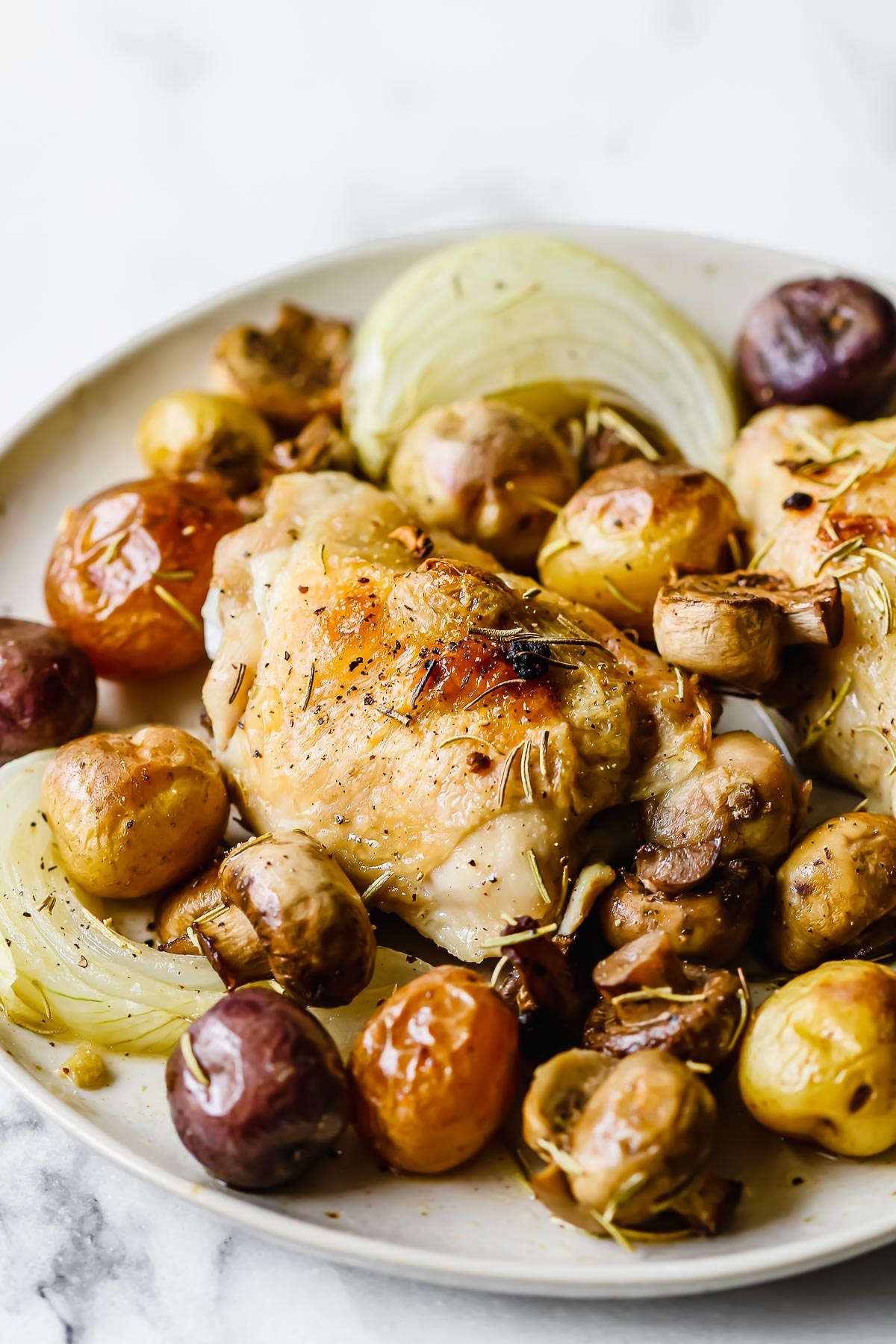 one pan chicken thighs and potatoes