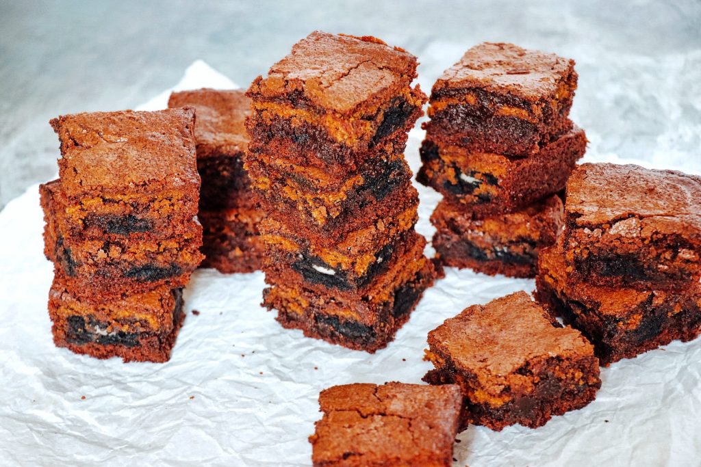 Layered Biscoff and OREO cookie brownies recipe