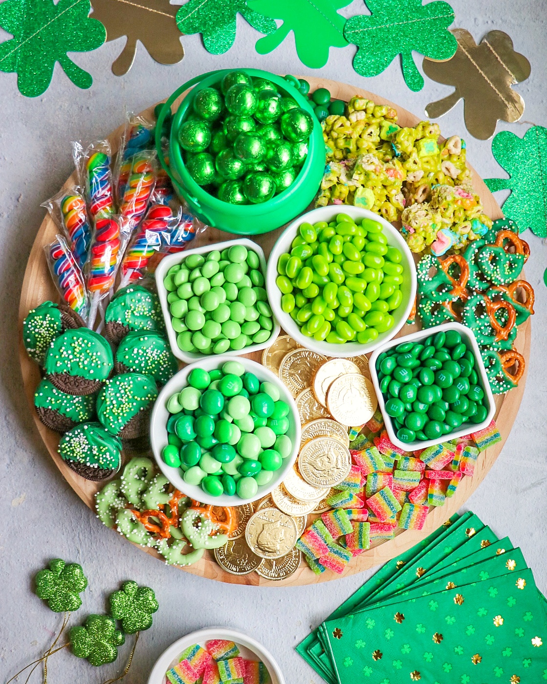 St. Patrick's Day Snack Board (st. patricks day treats for kids)
